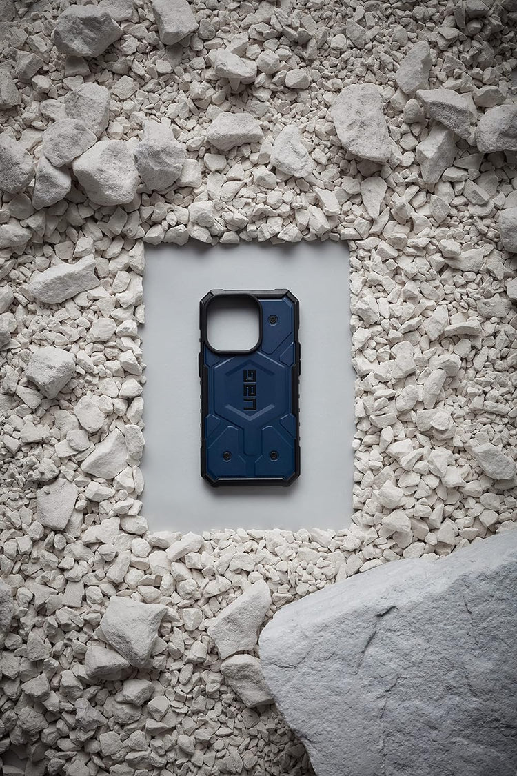 iPhone 15 Pro  UAG Pathfinder Rugged Case With Magsafe - Blue